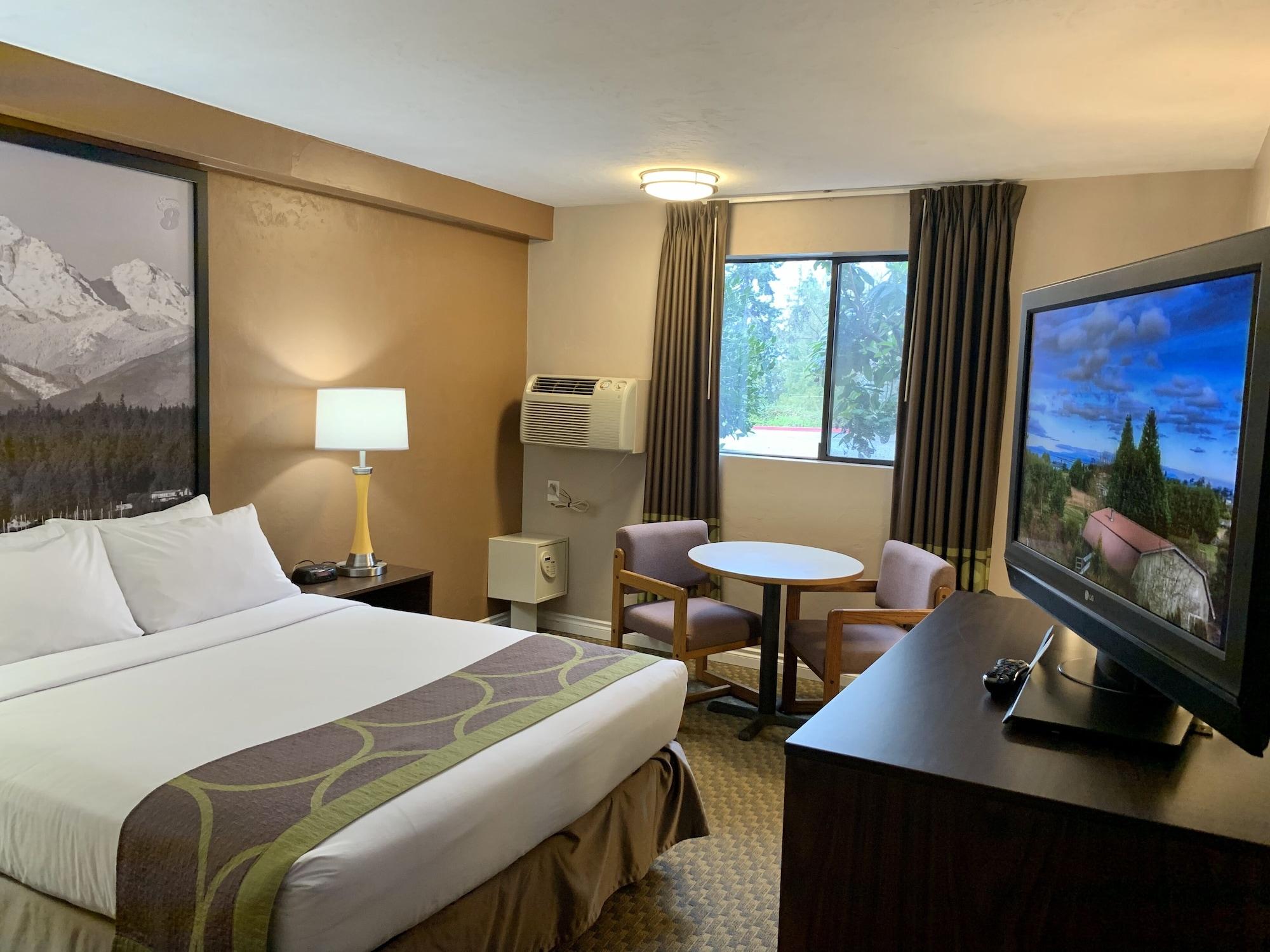 ซูเปอร์ 8 บาย วินด์แฮม พอร์ตแองเจลิส แอท โอลิมปิก เนชั่นแนล พาร์ค Motel ภายนอก รูปภาพ