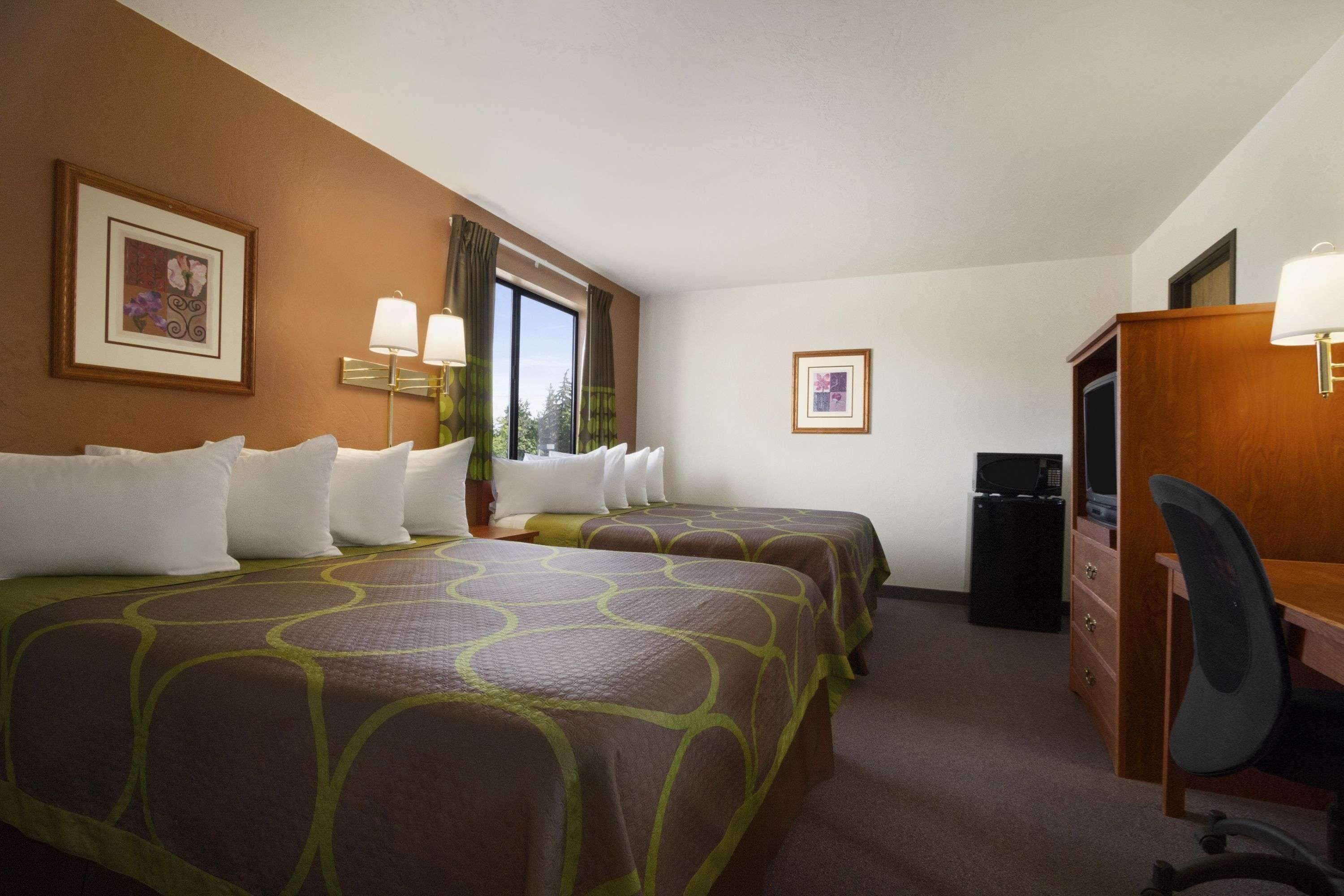 ซูเปอร์ 8 บาย วินด์แฮม พอร์ตแองเจลิส แอท โอลิมปิก เนชั่นแนล พาร์ค Motel ภายนอก รูปภาพ